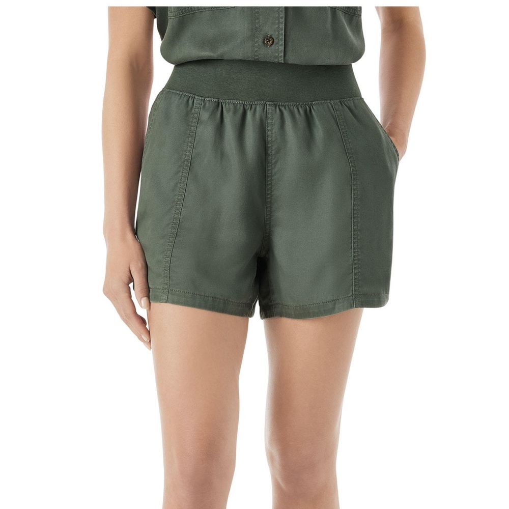 Member’s Mark Women's Green Tencel Shorts M, L NWT